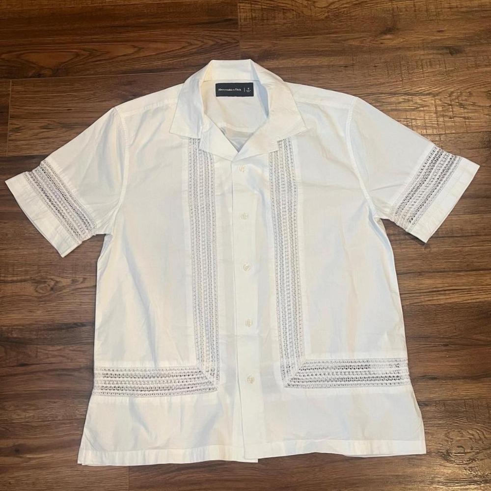 Abercrombie Fitch Short Sleeve Collared Button Shirt Crochet Lace Boho Preppy S